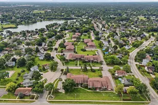 603 Garden Cir, Streamwood, IL 60107 - Photo 28