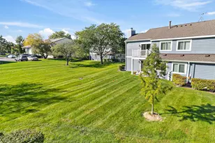 1002 Boston Cir, Schaumburg, IL 60193 - Photo 24