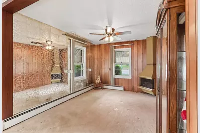 2218 Pearsall Parkway, Waukegan, IL 60085 - Photo 4