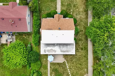 2218 Pearsall Parkway, Waukegan, IL 60085 - Photo 28