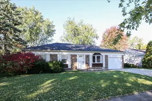 1606 Alexander Ave, Streamwood, IL 60107 - Photo 1