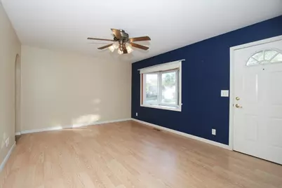 1606 Alexander Avenue, Streamwood, IL 60107 - Photo 2