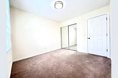 640 Gray Court, Wheeling, IL 60090 - Photo 12