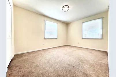 640 Gray Court, Wheeling, IL 60090 - Photo 8