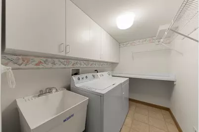 1327 E Washington Street #501, Des Plaines, IL 60016 - Photo 14