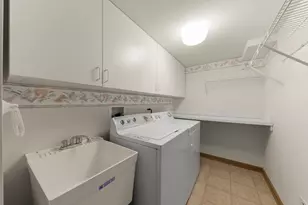 1327 E Washington St, Des Plaines, IL 60016 - Photo 14