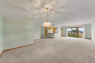 1327 E Washington St, Des Plaines, IL 60016 - Photo 6