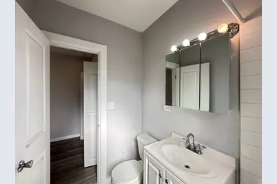 4735 N Beacon Street #301, Chicago, IL 60640 - Photo 18
