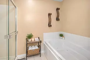 227 Wimbledon Pl, Bloomingdale, IL 60108 - Photo 12