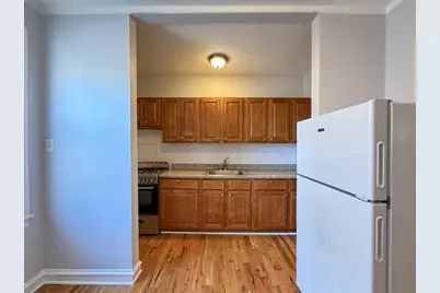 917 W Eastwood Avenue #605, Chicago, IL 60640 - Photo 2