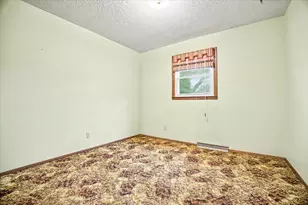804 N Illini Ave, Pontiac, IL 61764 - Photo 26