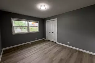 17700 Grandview Dr, Hazel Crest, IL 60429 - Photo 10