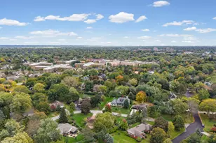 1102 W Burgoyne Rd, Arlington Heights, IL 60004 - Photo 24