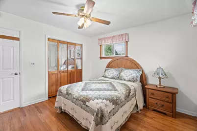 1102 W Burgoyne Road, Arlington Heights, IL 60004 - Photo 14