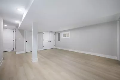 8648 S Phillips Avenue, Chicago, IL 60617 - Photo 20