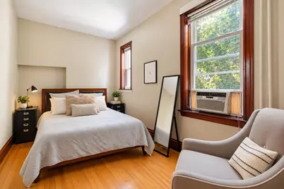2037 W Cullom Avenue #1, Chicago, IL 60618 - Photo 8