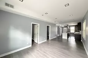 2729 N Campbell Ave, Chicago, IL 60647 - Photo 10