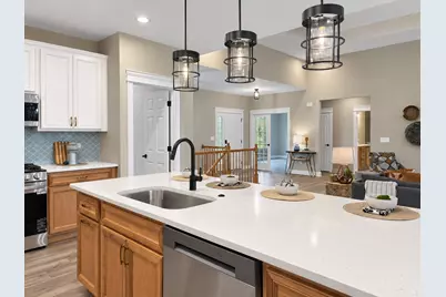214 Burr Oak Circle, Elgin, IL 60124 - Photo 8