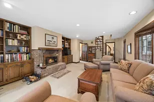 258 Lawton Rd, Riverside, IL 60546 - Photo 12