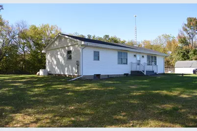 11581 2125 East Street, Princeton, IL 61356 - Photo 26