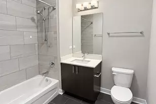 1545 W North Ave, Chicago, IL 60642 - Photo 18