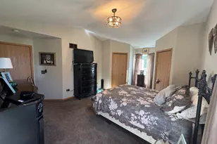 661 Fieldcrest Dr, South Elgin, IL 60177 - Photo 20