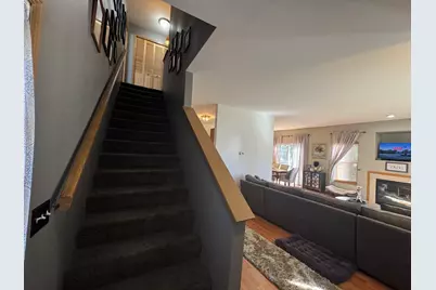 661 Fieldcrest Drive #B, South Elgin, IL 60177 - Photo 16