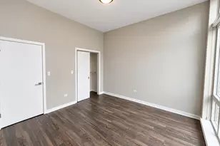 1545 W North Ave, Chicago, IL 60642 - Photo 18