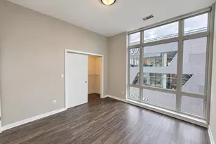 1545 W North Ave, Chicago, IL 60642 - Photo 16