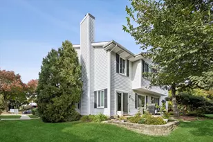 7937 Knottingham Cir, Darien, IL 60561 - Photo 1