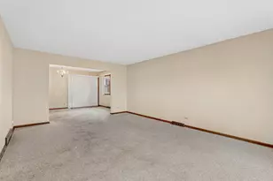 1248 Andrea Ln, Des Plaines, IL 60018 - Photo 8