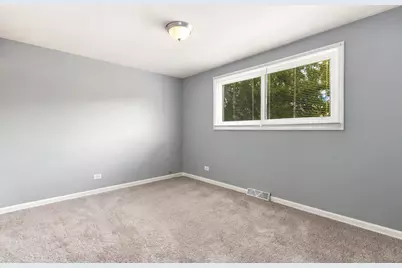 17909 Chartres Court, Hazel Crest, IL 60429 - Photo 16