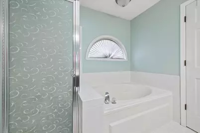 1310 Saddlebrook Road, Bartlett, IL 60103 - Photo 16