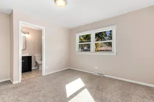 796 E 163rd St, South Holland, IL 60473 - Photo 10