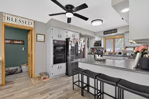 381 S Hossack St, Seneca, IL 61360 - Photo 14