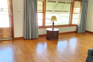 14415 S Saginaw Ave, Burnham, IL 60633 - Photo 2