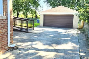 14415 S Saginaw Ave, Burnham, IL 60633 - Photo 20