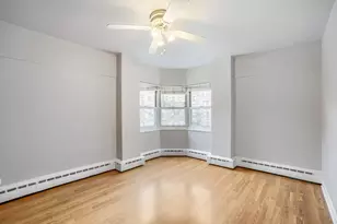 4970 N Marine Dr, Chicago, IL 60640 - Photo 8