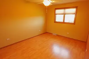 8446 163rd St, Tinley Park, IL 60487 - Photo 10