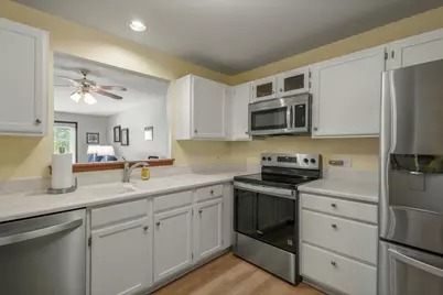 13750 Bristlecone Drive #310, Plainfield, IL 60544 - Photo 8