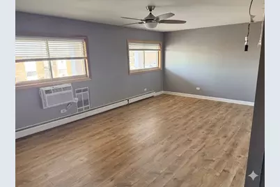 670 Marilyn Avenue #203, Glendale Heights, IL 60139 - Photo 4
