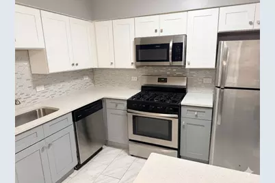 670 Marilyn Avenue #203, Glendale Heights, IL 60139 - Photo 2