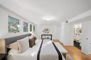 1470 E 56th St, Chicago, IL 60637 - Photo 16