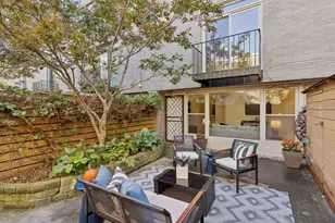 1470 E 56th St, Chicago, IL 60637 - Photo 32