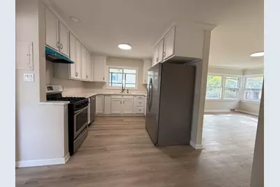 1366 Dolo Rosa Vista, Crystal Lake, IL 60014 - Photo 4