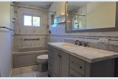 3405 Park Place #3405, Evanston, IL 60201 - Photo 6