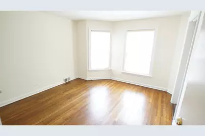 1310 Wilmette Avenue #2W, Wilmette, IL 60091 - Photo 2