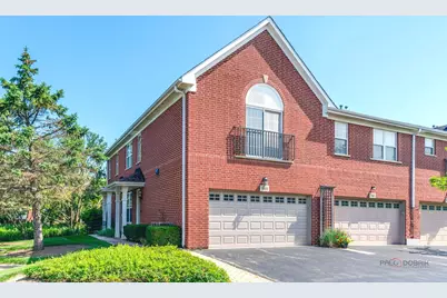 1002 Kensington Drive, Northbrook, IL 60062 - Photo 2
