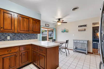 601 Sycamore Road, Lasalle, IL 61301 - Photo 6