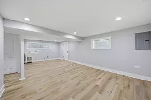 2529 W 110th Pl, Chicago, IL 60655 - Photo 24